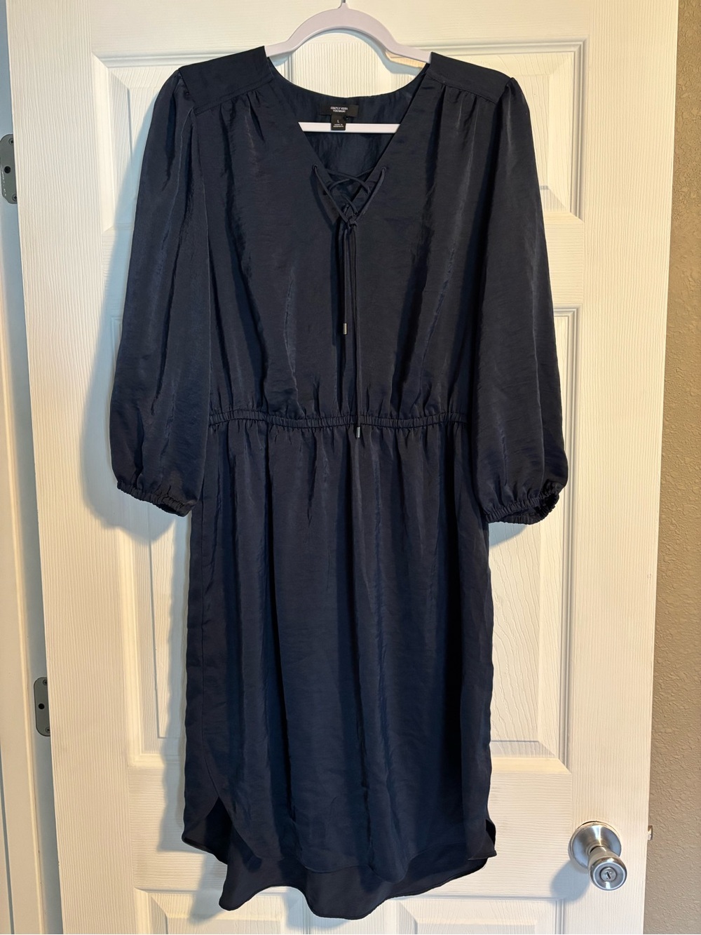 Simply Vera Vera Wang Navy Long Sleeve Midi Dress with V-Neck Tie